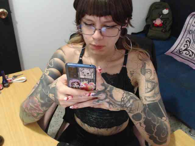 kuromii-chang webcam