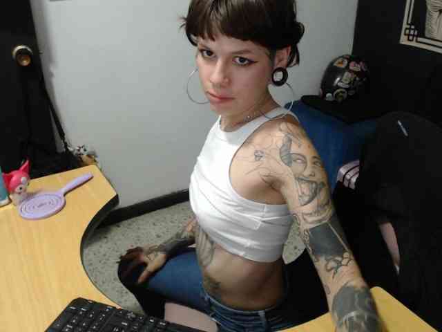 kuromii-chang webcam