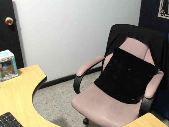 kuromii-chang webcam