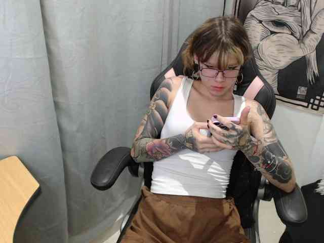 kuromii-chang webcam