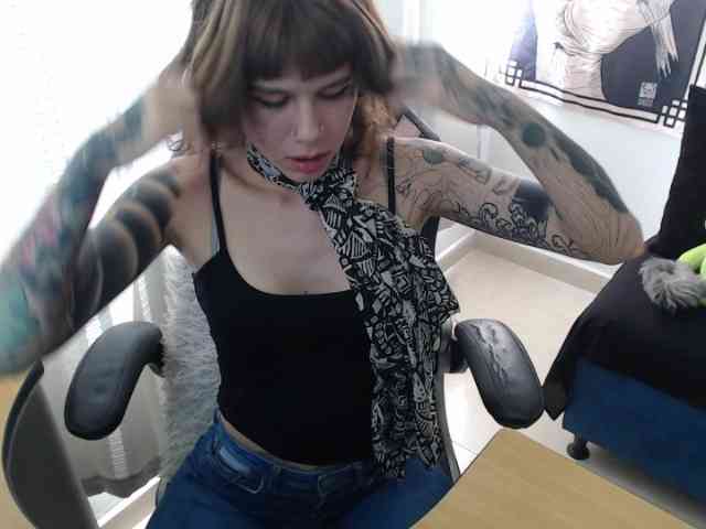 kuromii-chang webcam