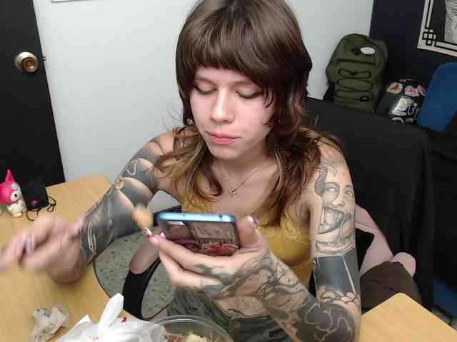 kuromii-chang webcam