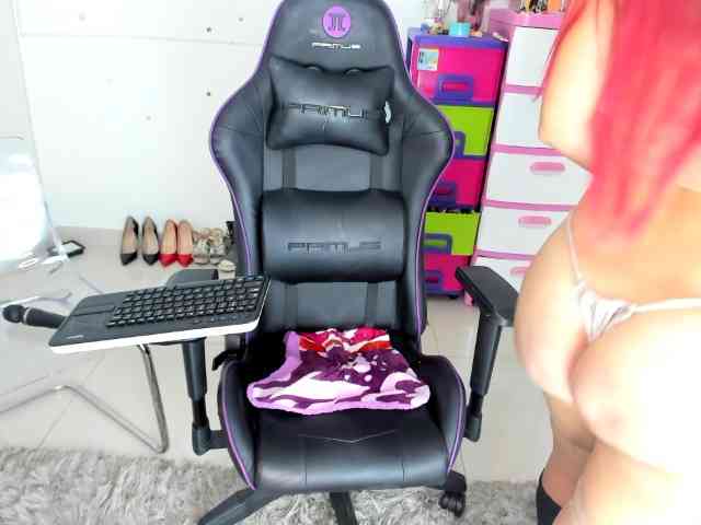 nathashamoon nathashamoon