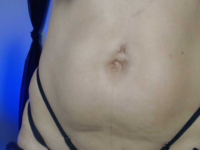 AgathaTenebri webcam bongacams model stream image