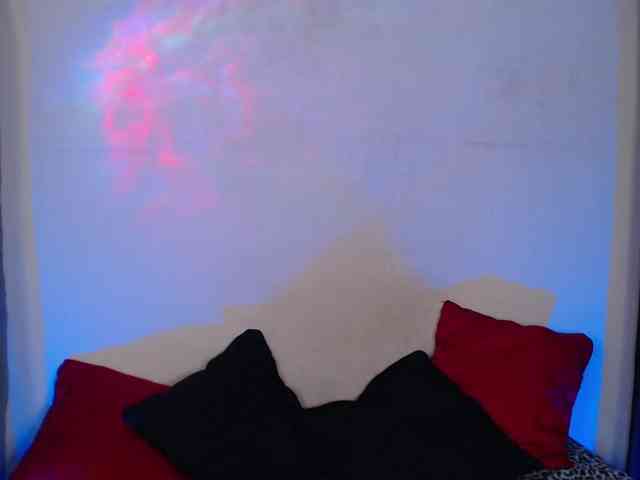 AgathaTenebri webcam