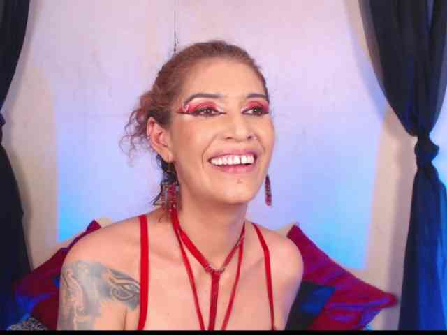 AgathaTenebri webcam