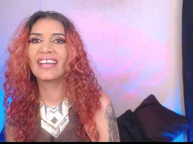 AgathaTenebri webcam