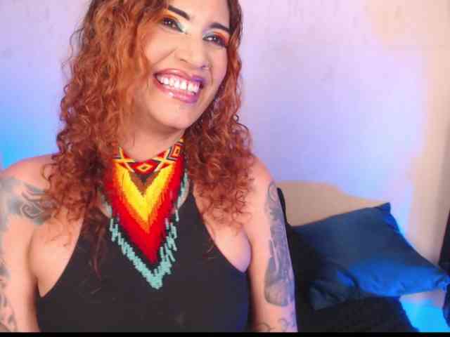 AgathaTenebri webcam