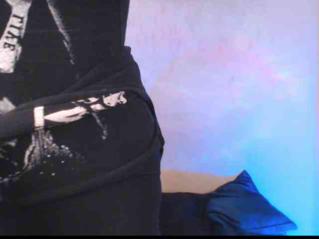 AgathaTenebri webcam