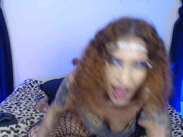 AgathaTenebri webcam