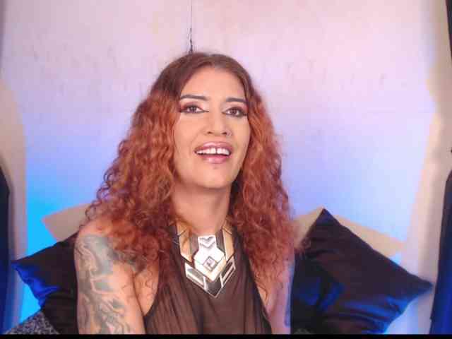 AgathaTenebri webcam