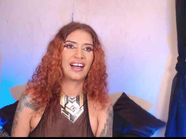 AgathaTenebri webcam