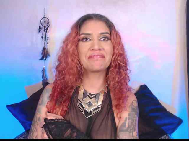 AgathaTenebri webcam