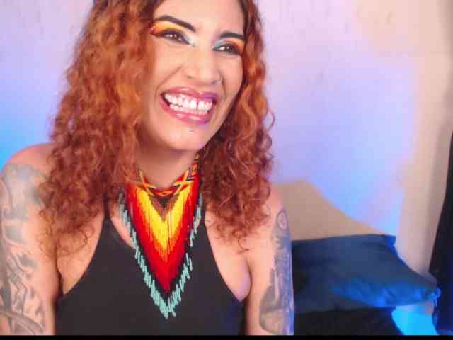 AgathaTenebri webcam