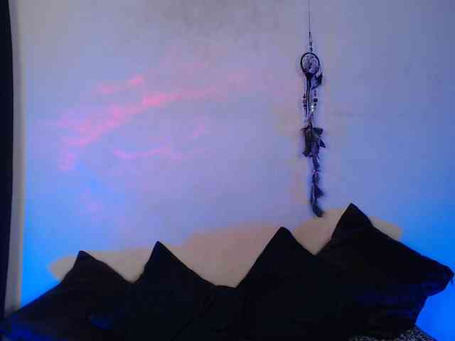 AgathaTenebri webcam