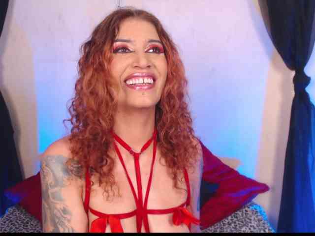 AgathaTenebri webcam