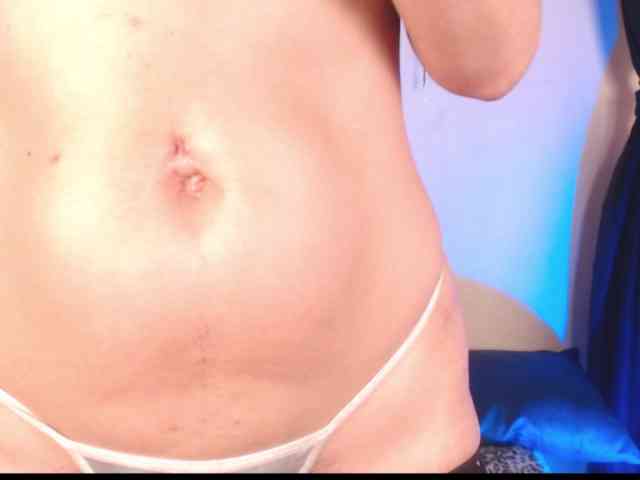 AgathaTenebri webcam