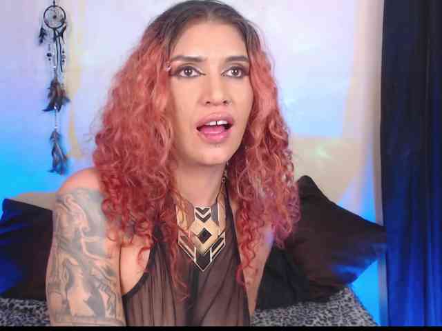 AgathaTenebri webcam