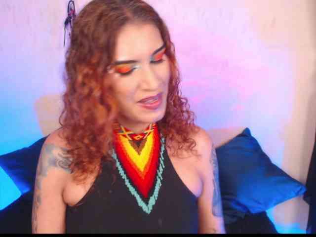 AgathaTenebri webcam