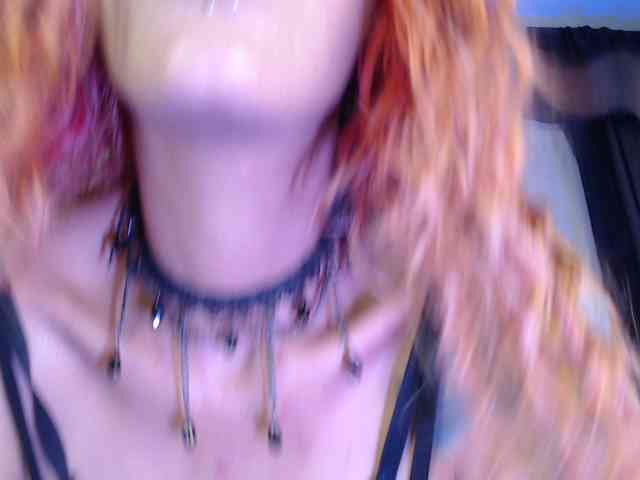 AgathaTenebri webcam