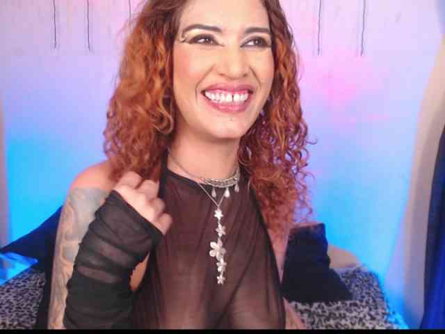 AgathaTenebri webcam