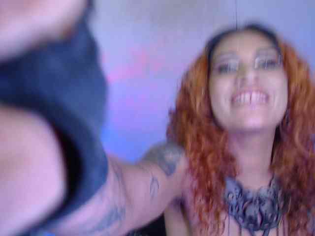 AgathaTenebri webcam