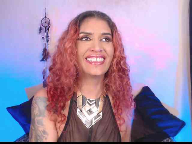 AgathaTenebri webcam