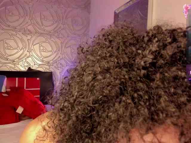 -veennus- Live Webcam on BongaCams