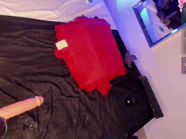 -veennus- Live Webcam on BongaCams