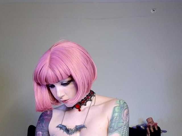 Iveyandjames's BongaCams show and profile