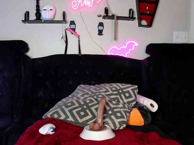 Iveyandjames webcam