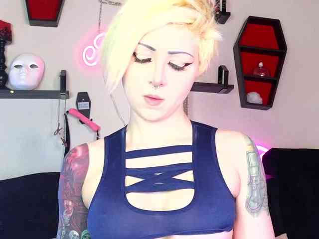 Iveyandjames webcam