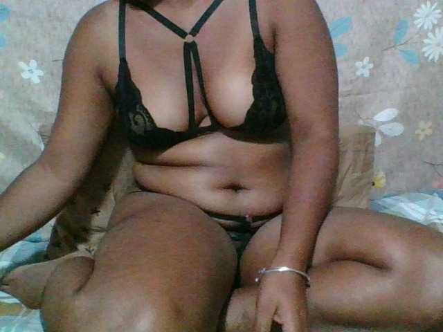 Imannoellah webcam bongacams model stream image