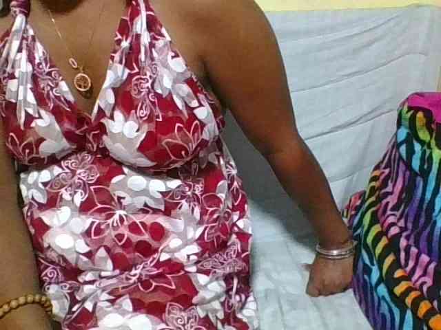 Imanoellah Live Webcam on BongaCams