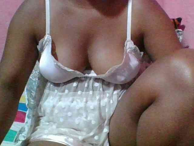 Imannoellah webcam