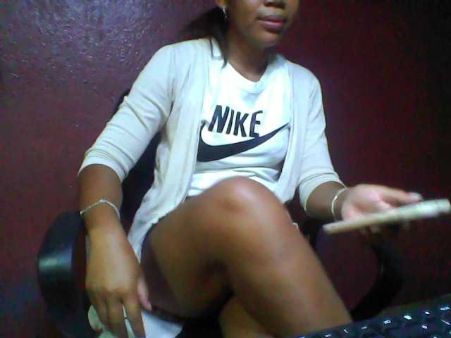 Carrollina's BongaCams show and profile