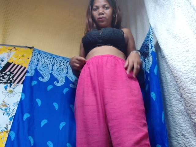 Carrollina's BongaCams show and profile