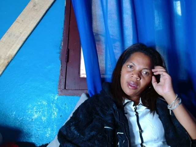 Carrollina's BongaCams show and profile