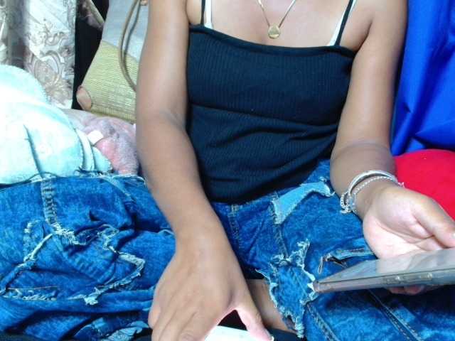 Carrollina Live Cam on BongaCams