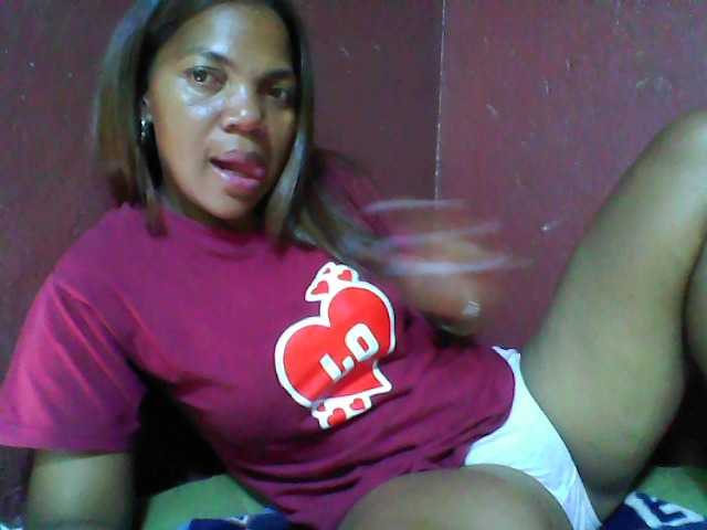 Carrollina's BongaCams show and profile