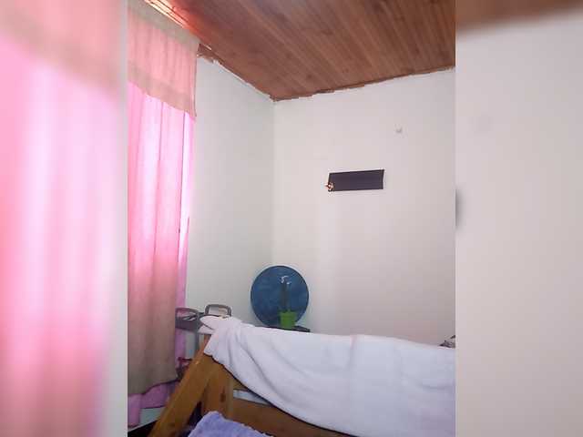 pocahontassex's BongaCams show and profile