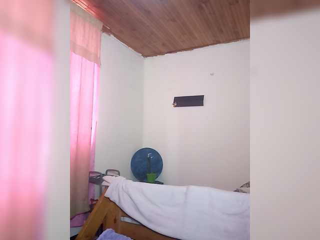 pocahontassex's BongaCams show and profile