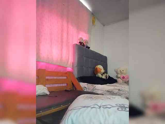 KATYGONZALEZ webcam