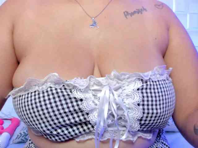 anny-rouse24 webcam