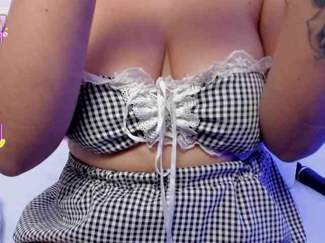 anny-rouse24 webcam