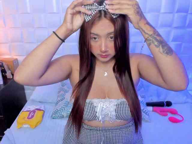 anny-rouse24 webcam