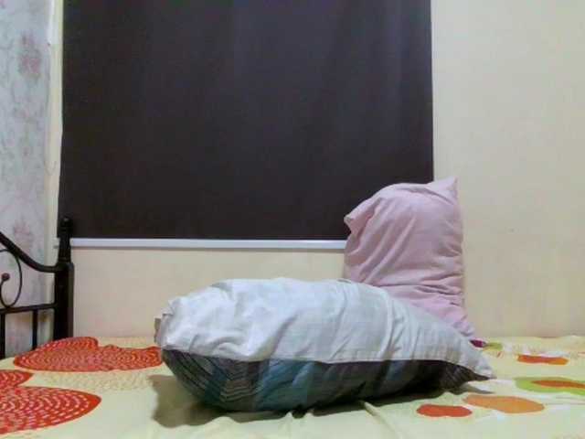 Pinky121's BongaCams show and profile