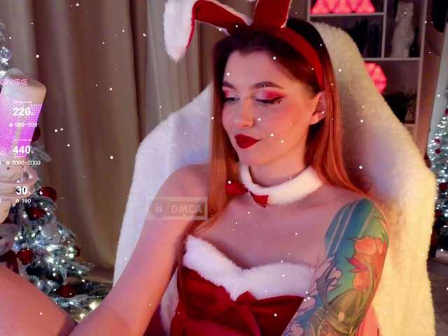 HoneyCherry's BongaCams show and profile