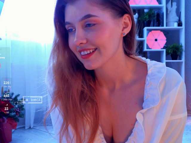 HoneyCherry's BongaCams show and profile