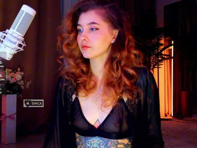 HoneyCherry's BongaCams show and profile